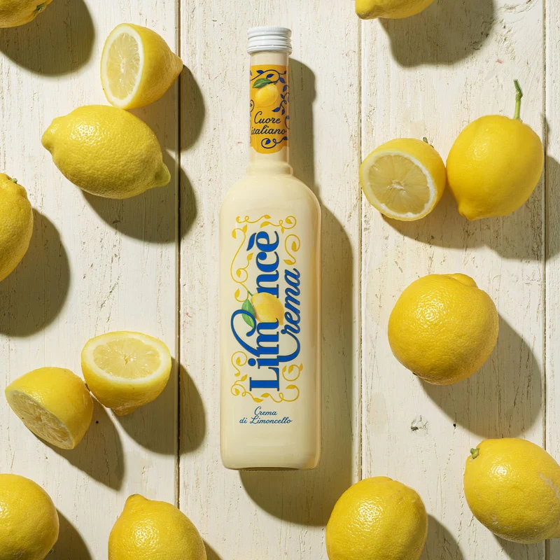 LIMONCE' Crema di Limoncè, Liquore al Limone Con Crema di Latte Fresco, 17% vol, Bottiglia da 500ml