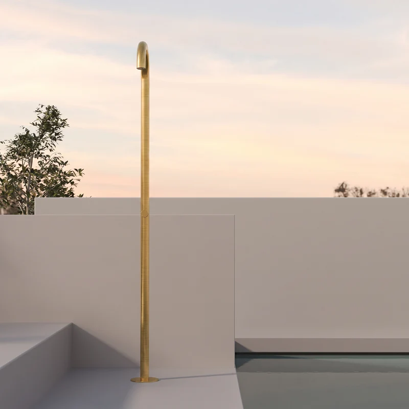 Colonna Doccia Per Esterno in Acciaio Inox Oro Spazzolato Zoe - Meda
