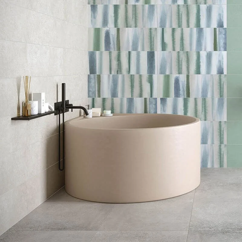 Rivestimento in Ceramica Effetto Cemento 25x75 Grigio Materia Wall - Herberia