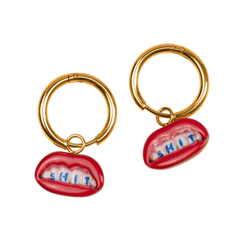 TOILETPAPER EARRINGS