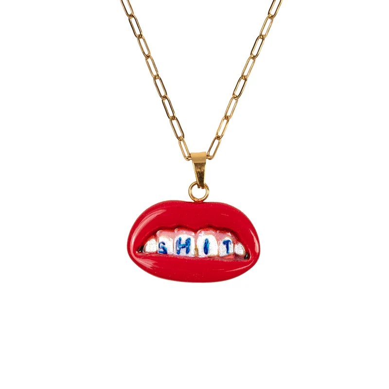 TOILETPAPER PENDANT