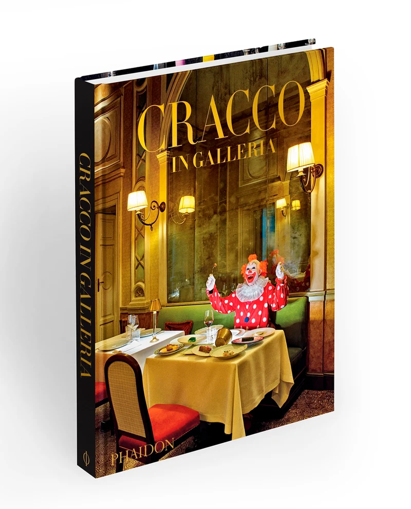CRACCO IN GALLERIA ENGLISH