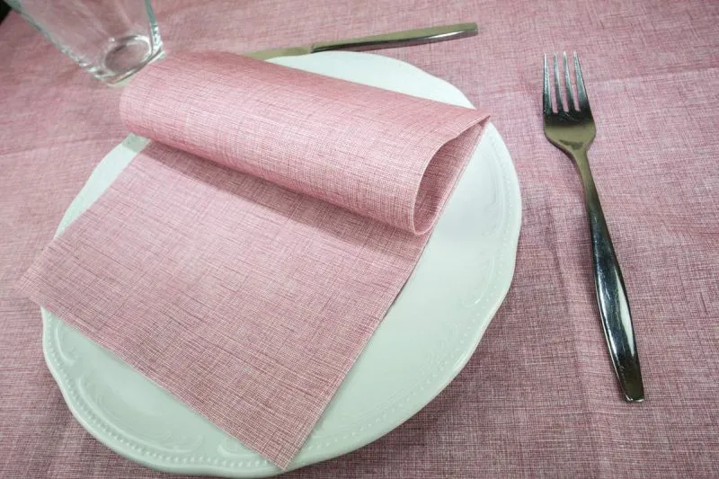 Tovaglie Airlaid "Reche Bordeaux" 100x100cm in Carta a secco