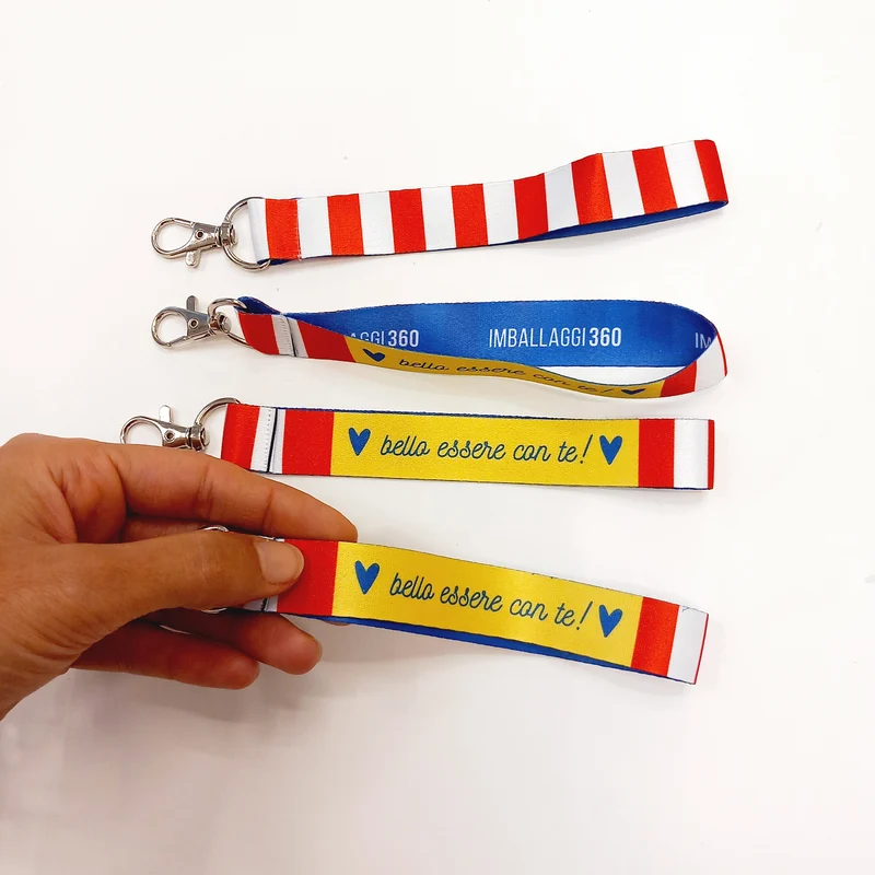 Portachiavi laccetto "bello essere con te" € 2,00 + Iva